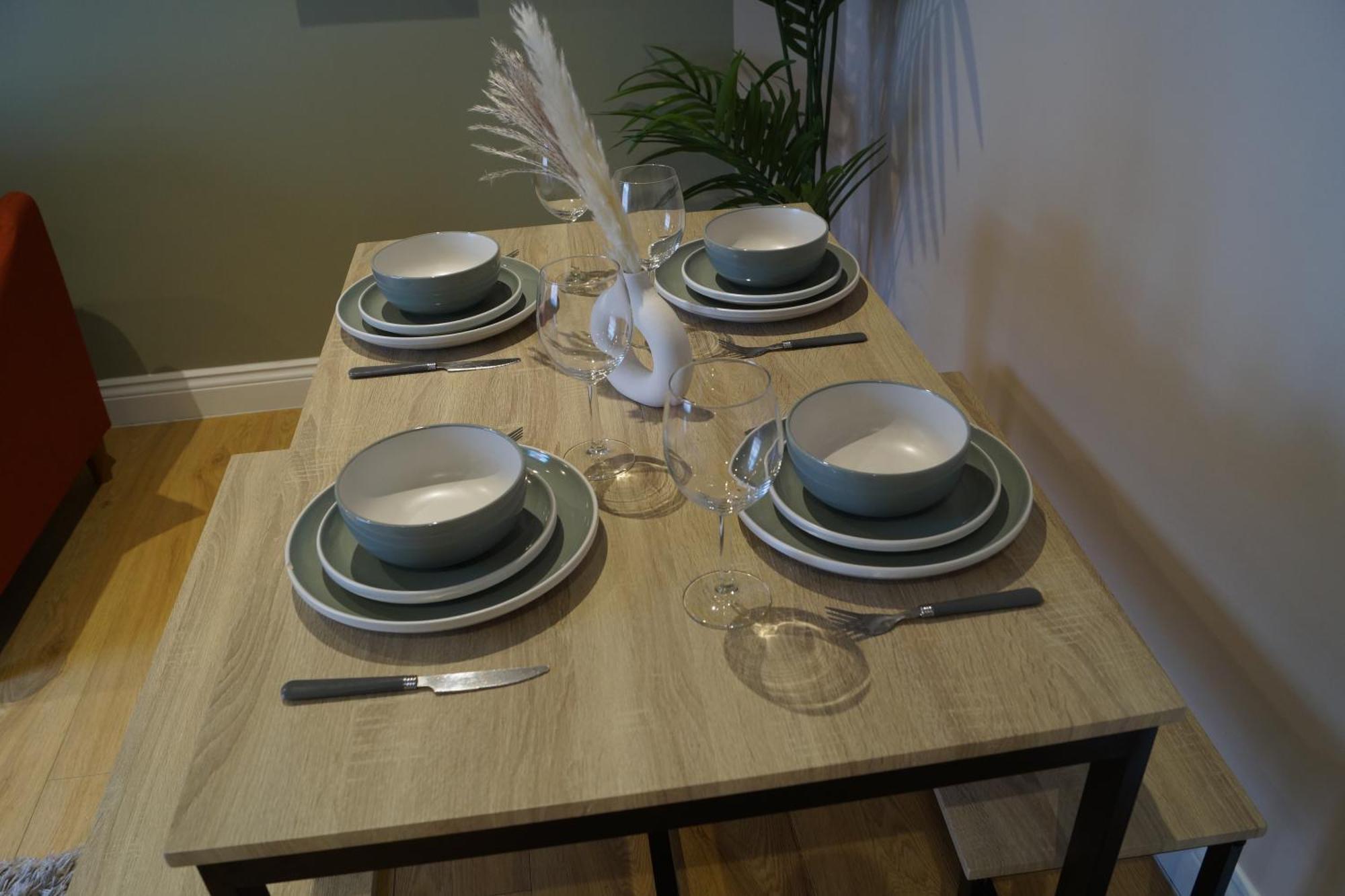 Group Bookings: Up To 30 Guests Across 5 Spacious Flats! Keyless Access Free Wifi & Parking Birmingham Exterior photo
